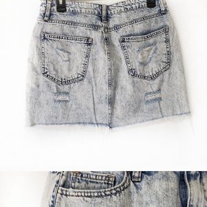 Forever 21 skirt acid washed destroyed blue large